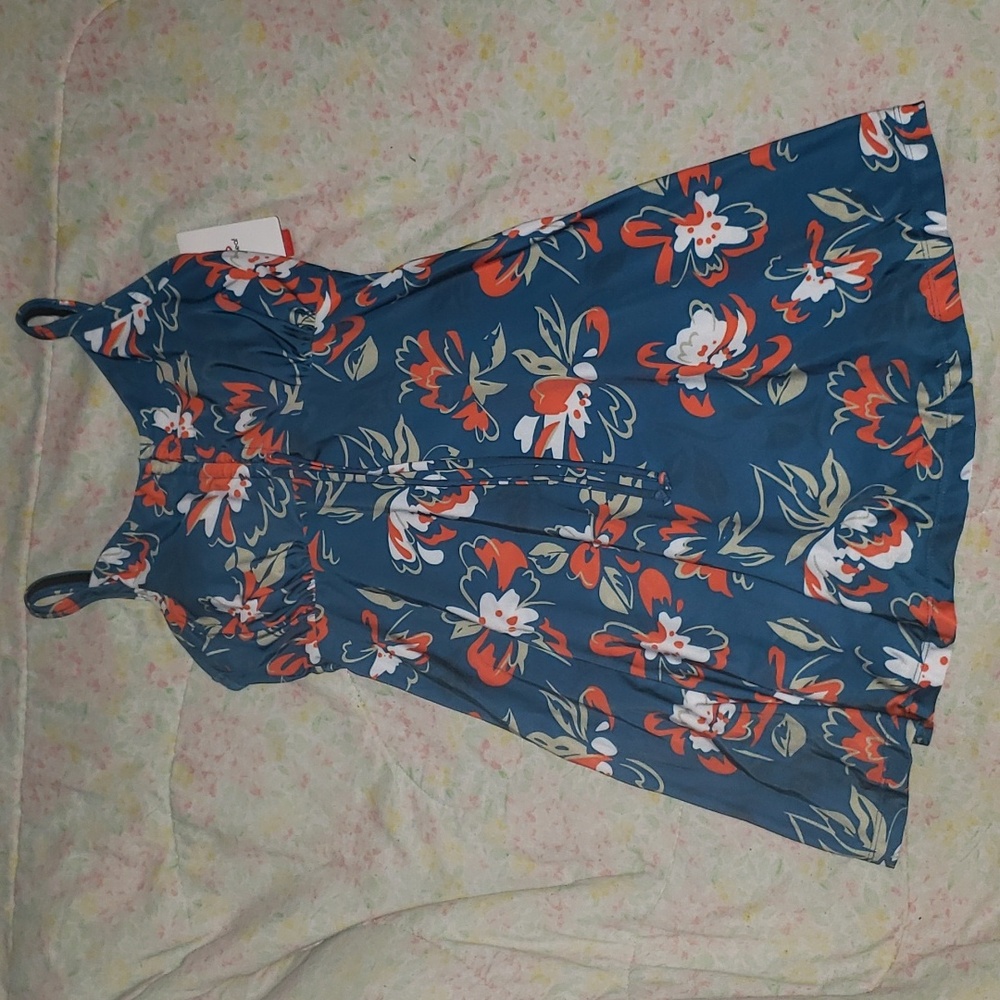 Baleaf Blue Floral Activewear Top Cover up Dress style chest around size 34 NWT